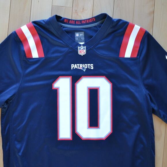 Mac Jones Nike NFL On Field New England Patriots Jersey 10 Size XL - Picture 2 of 4